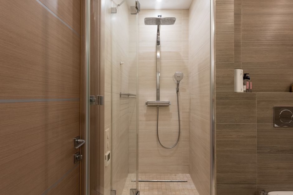 After — Joliet Bathtub Replacement — Bathtub Replacement bathroom remodel
